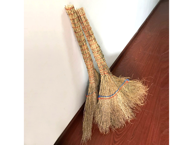 草掃帚